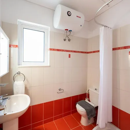 Casa Vardani Modern 2 *